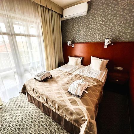 Hotel&Spa Stary Dziwnow Basen Swimming Pool Extérieur photo