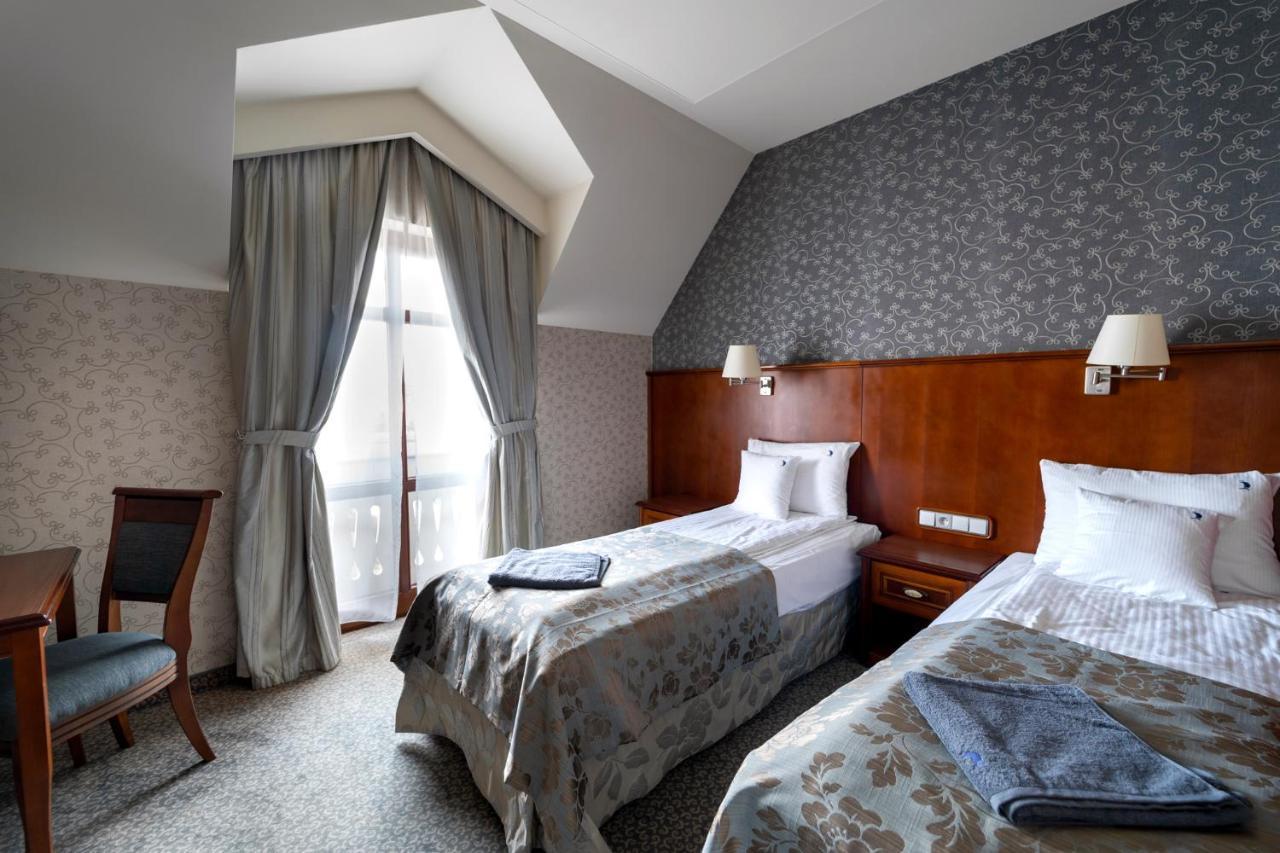 Hotel&Spa Stary Dziwnow Basen Swimming Pool Extérieur photo