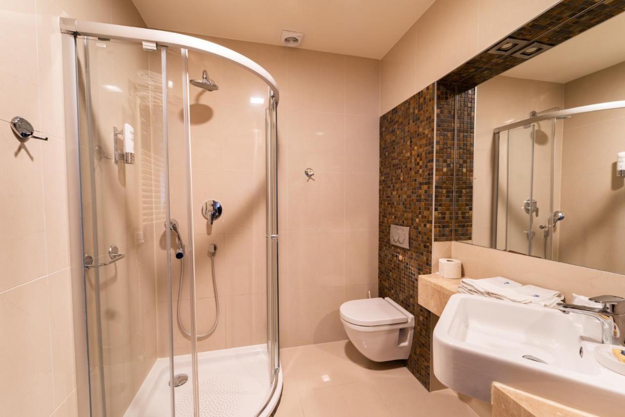 Hotel&Spa Stary Dziwnow Basen Swimming Pool Extérieur photo