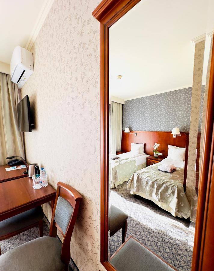 Hotel&Spa Stary Dziwnow Basen Swimming Pool Extérieur photo